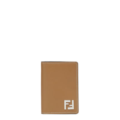 FFスクエア カードケース - ベージュレザー カードケース | Fendi