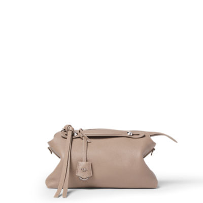 あぴ　FENDI By The Way Soft Medium - Beige | FENDI US