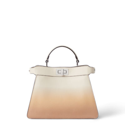 【FENDI】国内発送 ISeeU スモール レザー バッグ ピーカブー ピーカブー ISeeU スモール カーフレザー ホワイト | Fendi