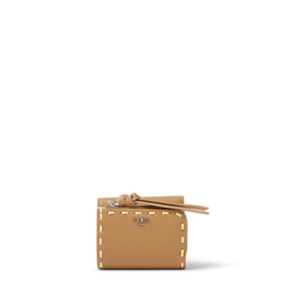ピーカブー マイクロ 三つ折り財布 カーフレザー ベージュ | Fendi