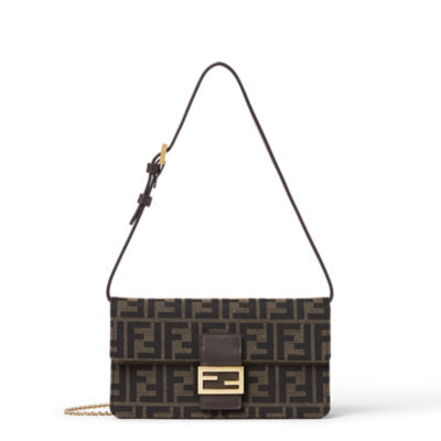 FENDI マフラ Tube Wallet On Chain - Brown | FENDI US