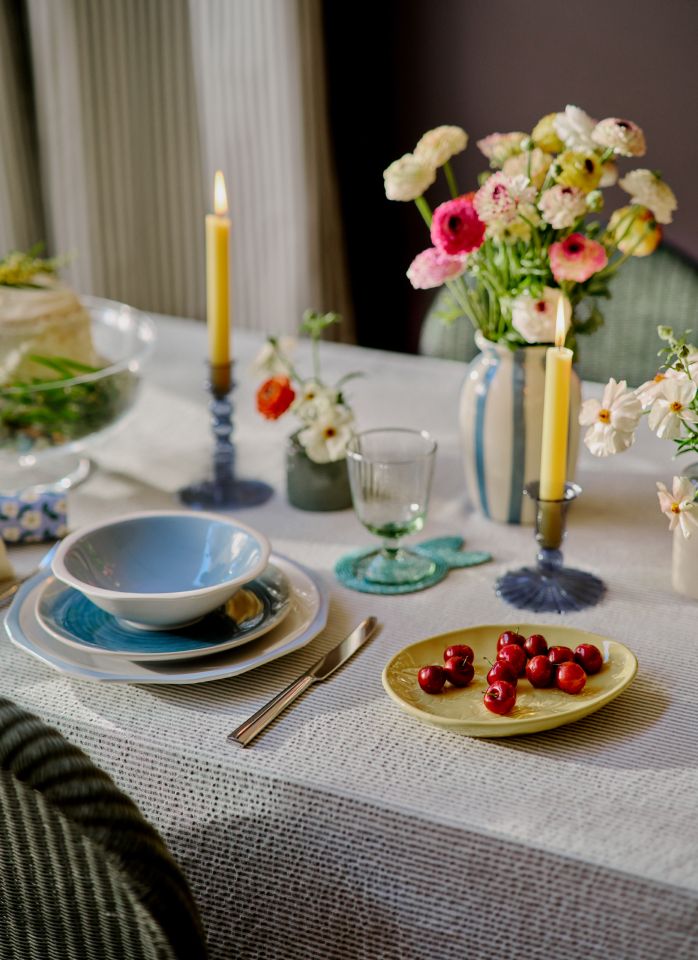 Set the table