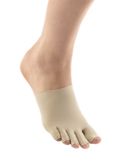 Inelastic compression garments | medi UK