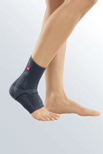 Buy ankle supports and braces for everyday life and sports online