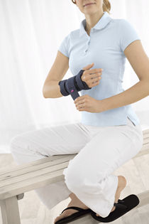 medi wrist support