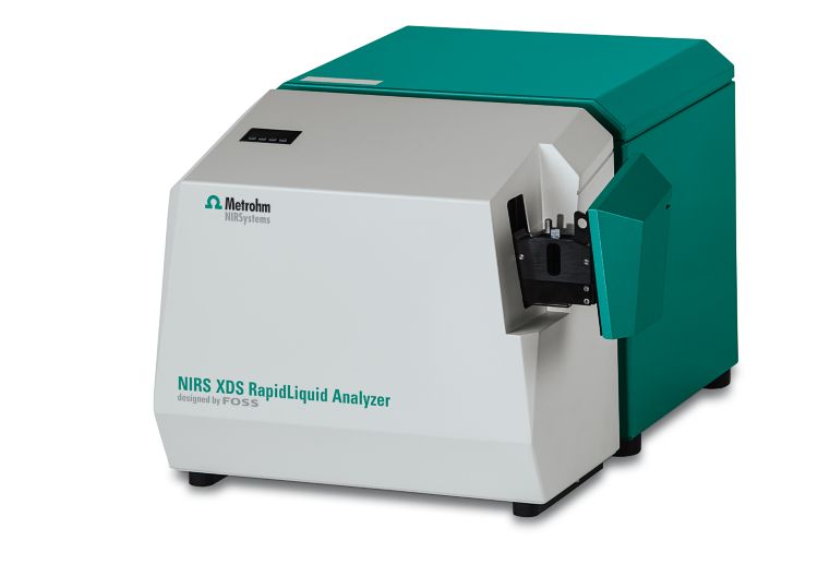 The NIRS XDS RapidLiquid Analyzer with a 1 mm quartz cuvette, used to collect the spectra of surfactant samples.