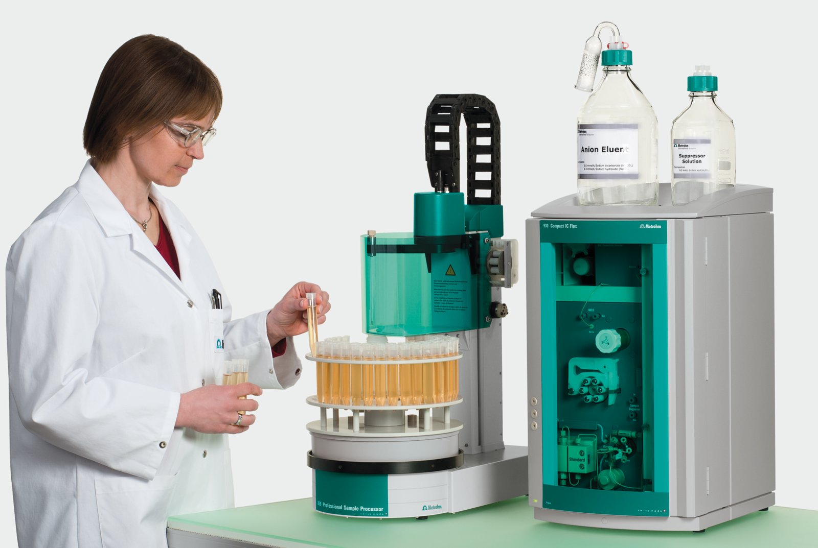 Compact, user-friendly Metrohm IC instrumentation to quantify oxyhalides besides standard anions in drinking water.