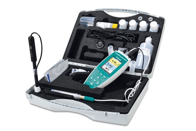 Transport case including all accessories and a 914 pH/DO/Conductometer equipped with an O2-Lumitrode and conductivity sensor for the determination of dissolved oxygen in a freshwater stream.