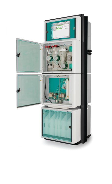 2060 IC frontview 2 doors open 30 graden left