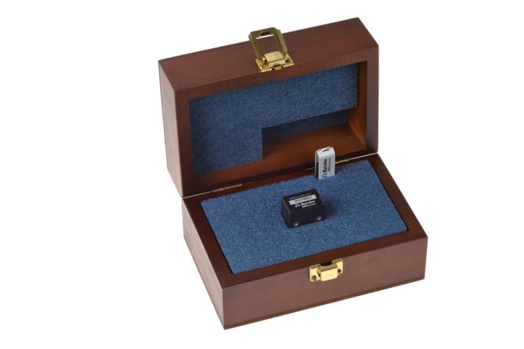 NIRS transmission wavelength verification standard