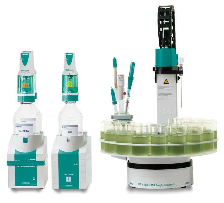 Example system: 815 Robotic USB Sample Processor XL with an external titration vessel, 905 Titrando and 856 Conductivity Module equipped with iAquatrode plus, iAg-Titrode, and 5-ring conductivity measuring cell for the analysis of tap water.