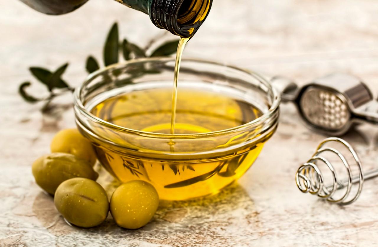 robo Marinero escanear Valor de saponificación de los aceites comestibles: determinación  totalmente automatizada en aceites de colza y de oliva según las normas EN  ISO, ASTM, AOAC, USP y Ph. Eur. | Metrohm
