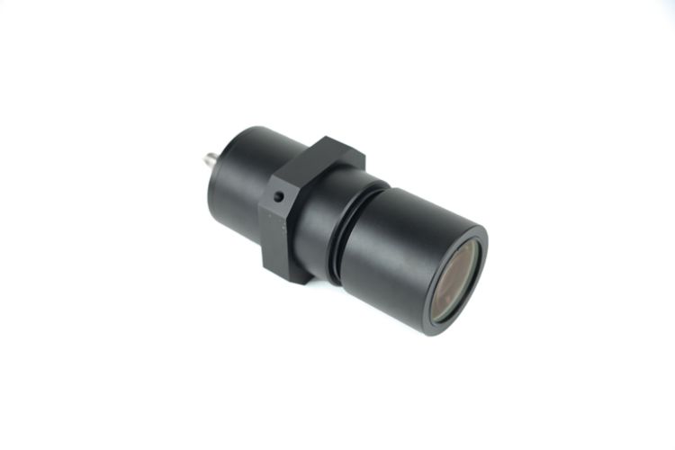 Objectif de télédétection Raman (0,6-6 m)