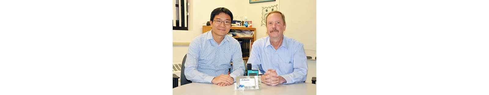 https://s7e5a.scene7.com/is/image/metrohm/Keith_and_Wei?qlt=85&ts=1636401199170&dpr=off