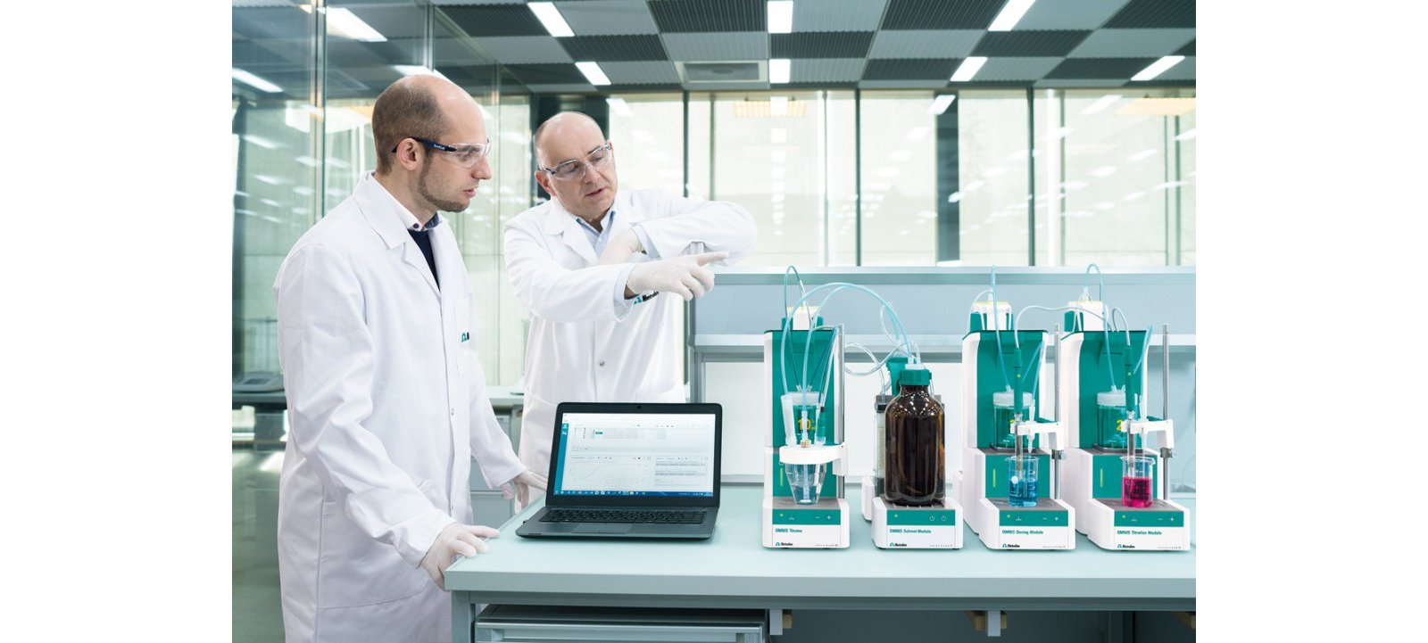 https://s7e5a.scene7.com/is/image/metrohm/OMNIS-titrators?qlt=85&ts=1733805986496&dpr=off