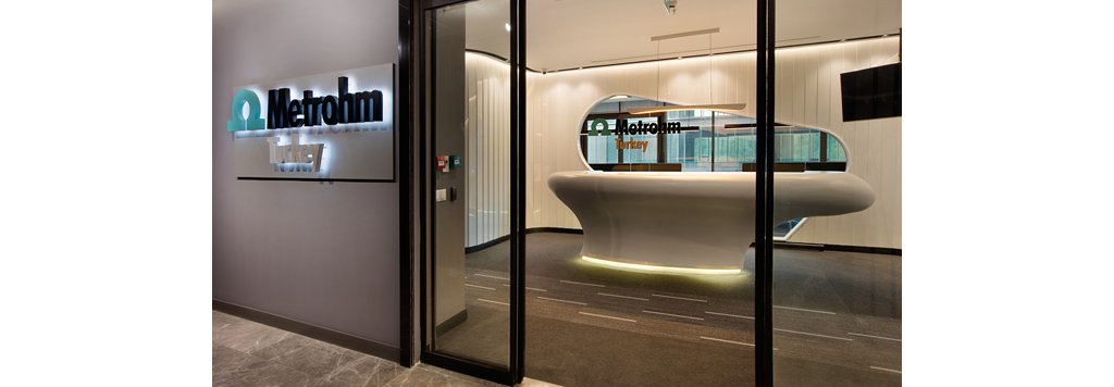 https://s7e5a.scene7.com/is/image/metrohm/mtr_office_1379b_634_356?qlt=85&ts=1640286604315&dpr=off