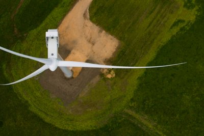 V112 installation, Macarthur Windfarm, Australia