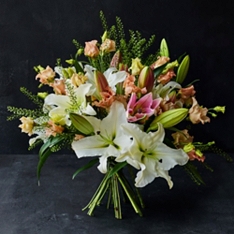 No.1 White & Pink Premium Bouquet                                                                                               